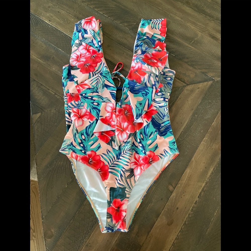 One piece bathing suit